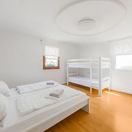 In Near Europa-park, Cleaning Included Apartmán Herbolzheim
